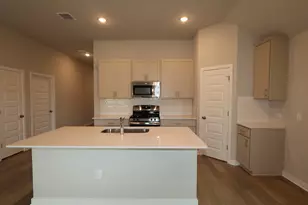 4517 Lava Is Dr, Austin, TX 78747 - Photo 4