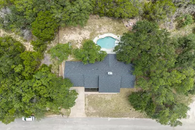 21413 Patton Avenue, Lago Vista, TX 78645 - Photo 30