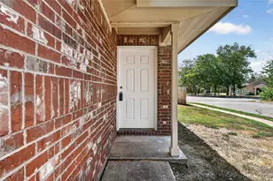 3101 Etheredge Dr, Austin, TX 78725 - Photo 2