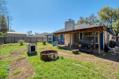 2010 Lark Lane, Taylor, TX 76574 - Photo 24