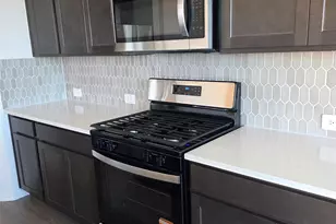 141 Pendleton Dr, Kyle, TX 78640 - Photo 6