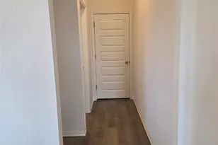 141 Pendleton Dr, Kyle, TX 78640 - Photo 10