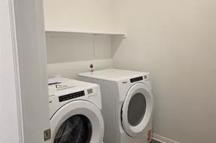 141 Pendleton Dr, Kyle, TX 78640 - Photo 14