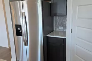 141 Pendleton Dr, Kyle, TX 78640 - Photo 4