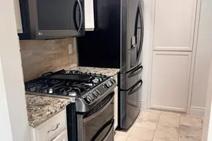 3839 Dry Creek Dr, Austin, TX 78731 - Photo 8