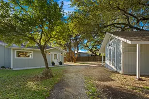 131 Campfire Cir, Wimberley, TX 78676 - Photo 32