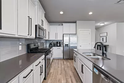 105 Cloyce Court, Leander, TX 78641 - Photo 4