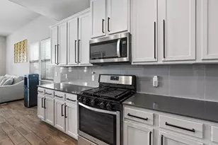 105 Cloyce Ct, Leander, TX 78641 - Photo 6