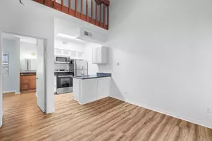 2714 Nueces St, Austin, TX 78705 - Photo 4