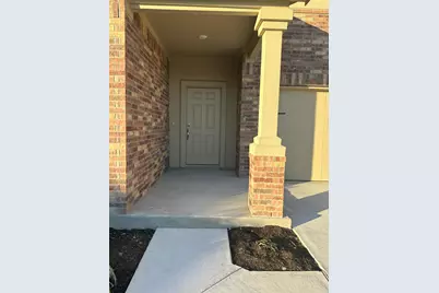 1018 Ascari Court, Hutto, TX 78634 - Photo 4