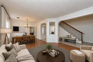 5704 Trelawney Ln, Austin, TX 78739 - Photo 4