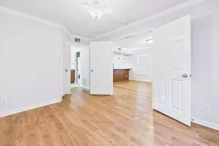 7685 Northcross Dr, Austin, TX 78757 - Photo 4