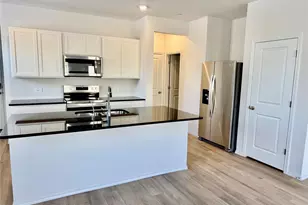 12800 Summer Vlg Dr, Buda, TX 78610 - Photo 2