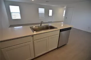 373 Keefer Ln, Kyle, TX 78640 - Photo 8