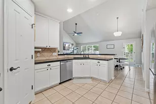 8703 Priest River Dr, Round Rock, TX 78681 - Photo 6