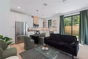 87 Chalmers Ave, Austin, TX 78702 - Photo 2