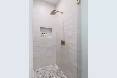 87 Chalmers Avenue, Austin, TX 78702 - Photo 14