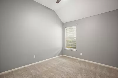 7008 W Magic Mountain Lane, Round Rock, TX 78681 - Photo 16
