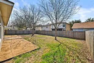 6813 Sabrina Dr, Austin, TX 78747 - Photo 34