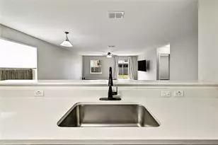 6813 Sabrina Dr, Austin, TX 78747 - Photo 16