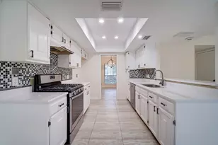 10509 Doering Ln, Austin, TX 78750 - Photo 4