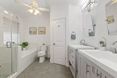 7018 Tesoro Trail, Austin, TX 78729 - Photo 20