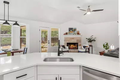 30 Indian Princess, Wimberley, TX 78676 - Photo 2