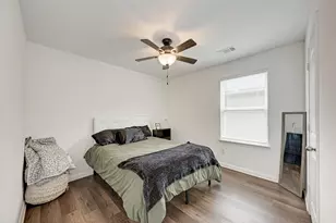 132 Maywood Ln, Jarrell, TX 76537 - Photo 16