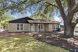 6807 La Salle Dr, Austin, TX 78723 - Photo 4