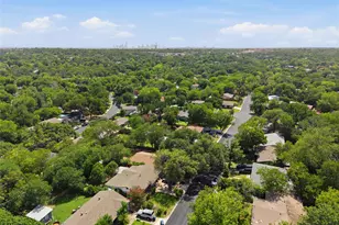 6807 La Salle Dr, Austin, TX 78723 - Photo 34