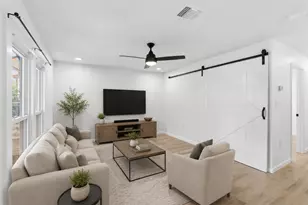 6807 La Salle Dr, Austin, TX 78723 - Photo 6