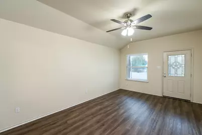 217 Azurite Drive, Jarrell, TX 76537 - Photo 4