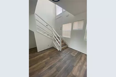 912 W 22 1/2 Street #J, Austin, TX 78705 - Photo 4