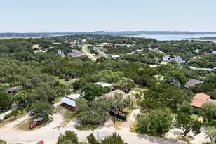 1070 Timberlane Dr, Canyon Lake, TX 78133 - Photo 6