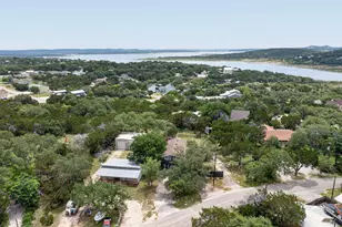 1070 Timberlane Dr, Canyon Lake, TX 78133 - Photo 4