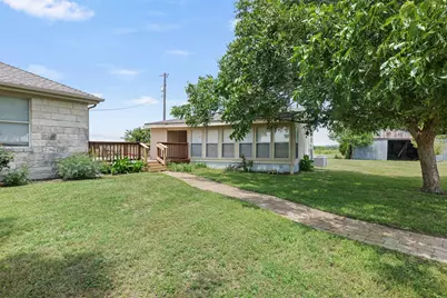 1542 County Road 451, Coupland, TX 78615 - Photo 4