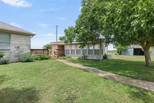 1542 Co Rd 451, Coupland, TX 78615 - Photo 4