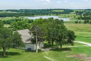1542 Co Rd 451, Coupland, TX 78615 - Photo 12