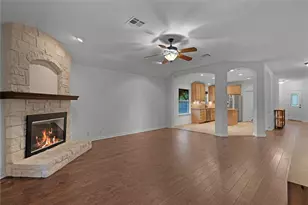 5405 Korth Dr, Austin, TX 78749 - Photo 2
