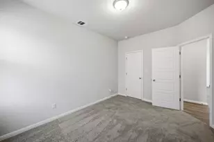 104 Ladolia Ln, San Marcos, TX 78666 - Photo 12