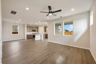 129 Knockout Rose Dr, San Marcos, TX 78666 - Photo 10