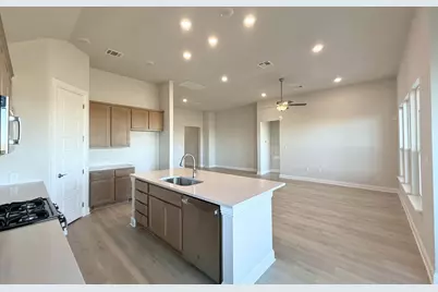 19705 Lucky Outlaw Lane, Pflugerville, TX 78660 - Photo 4