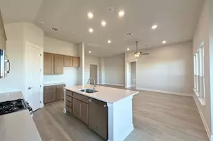 19705 Lucky Outlaw Ln, Pflugerville, TX 78660 - Photo 4