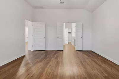 8001 Dampton Lane, Austin, TX 78744 - Photo 12