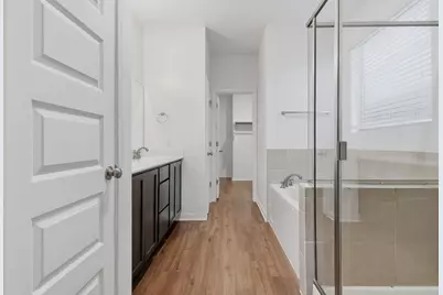 8001 Dampton Lane, Austin, TX 78744 - Photo 14