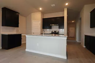 10116 Majestic Hawk Wy, Buda, TX 78610 - Photo 4