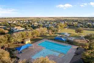 17813 Floribundas Ln, Elgin, TX 78621 - Photo 32