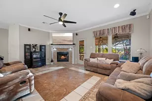 17813 Floribundas Ln, Elgin, TX 78621 - Photo 6