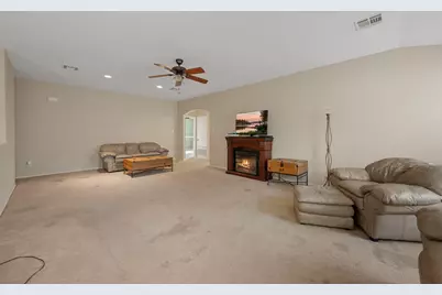17813 Floribundas Lane, Elgin, TX 78621 - Photo 18