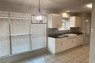 4512 Sojourner St, Austin, TX 78725 - Photo 8